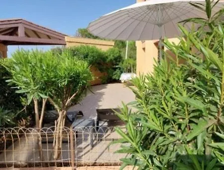 T4 Avec Terrasse Et Parking 50 M De La -v0744 Lejlighed Vias