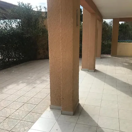 Lejlighed T4 Avec Terrasse Et Parking 50 M De La -v0744